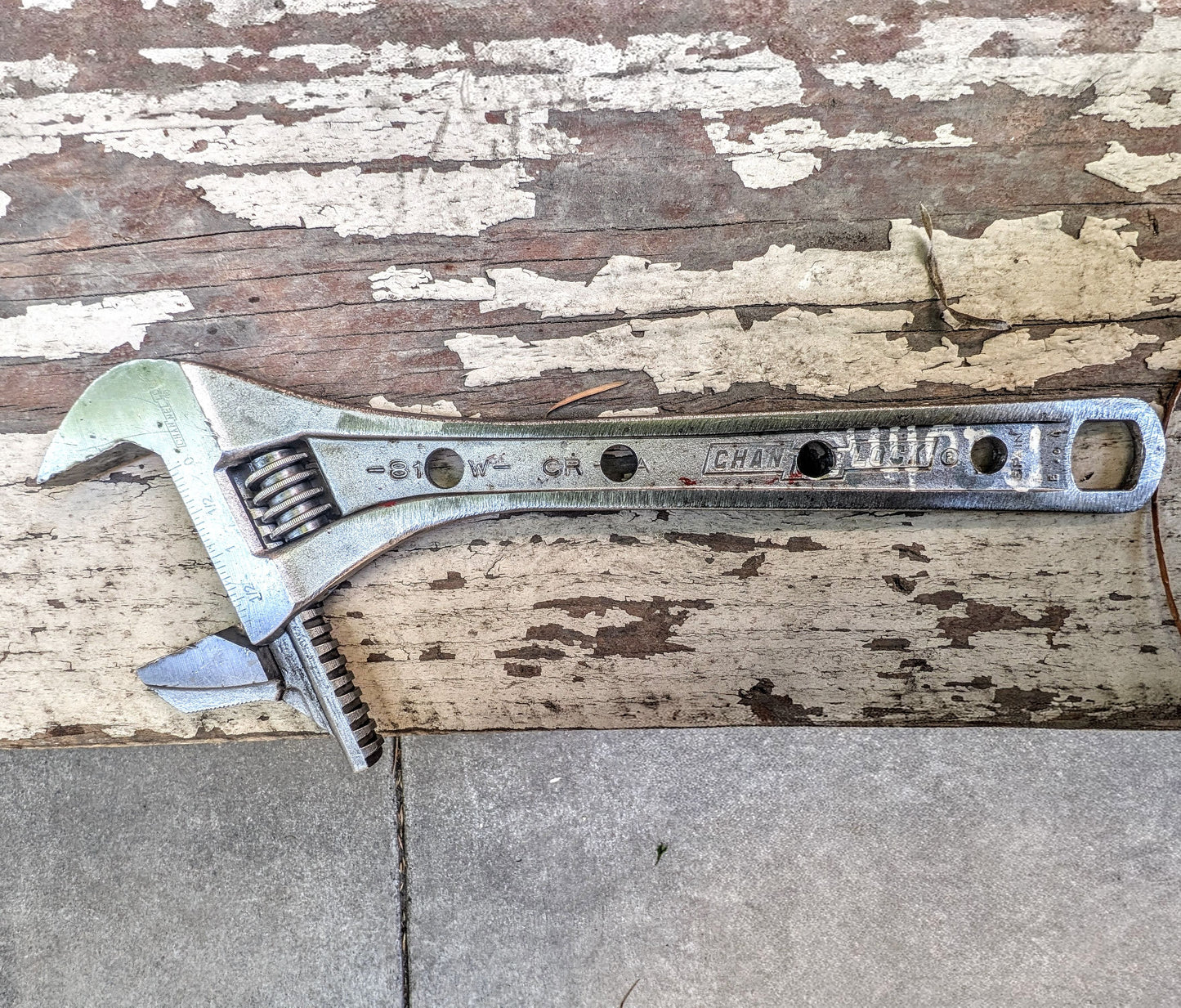 12 Inch Ironworker Crescent Wrench